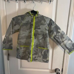 Western Chief Camouflage rain coat Jacket with Neon Trim size 6 boys youth EUC